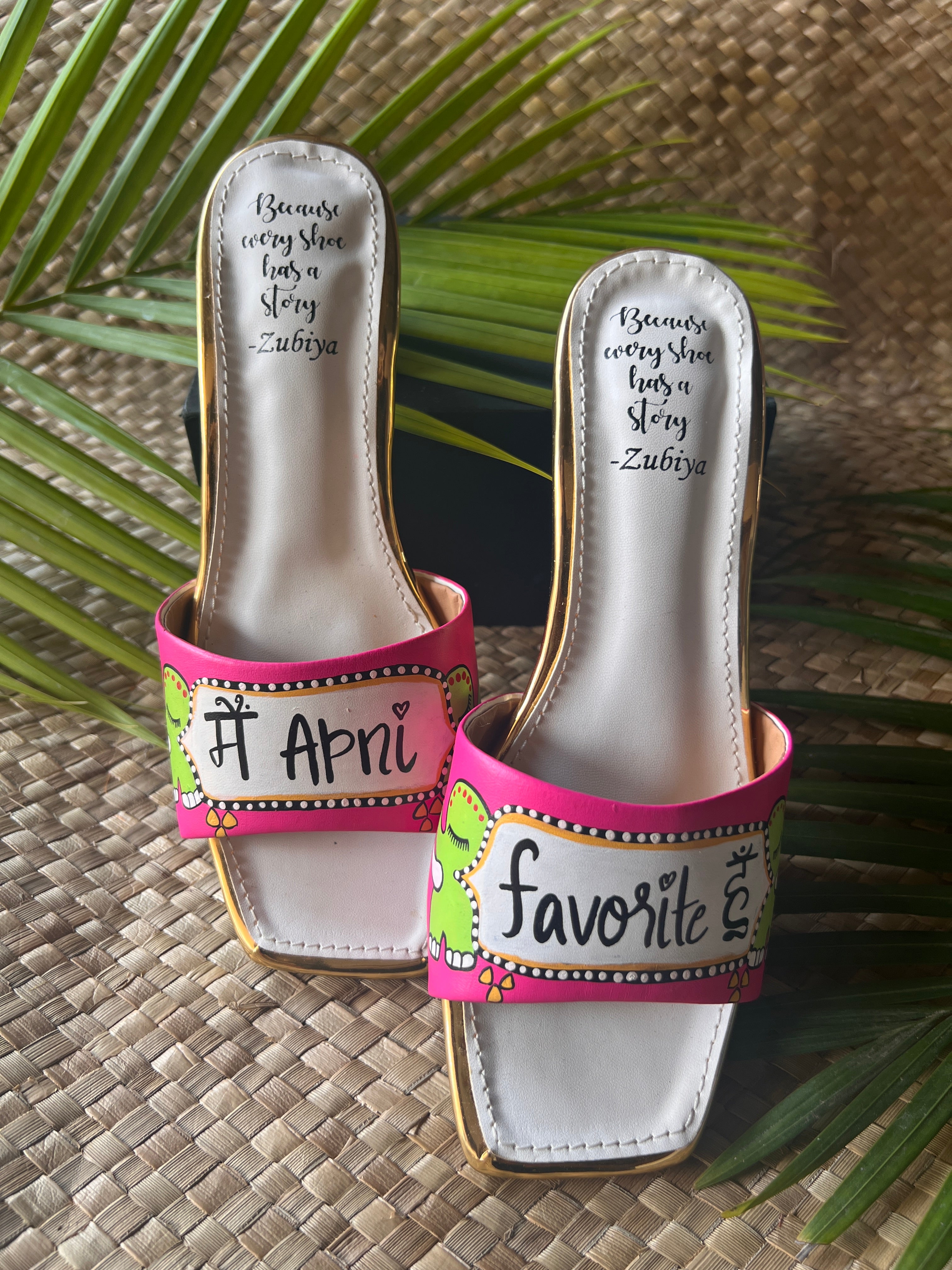 Hot Ellie - Mein apni favorite hun heels