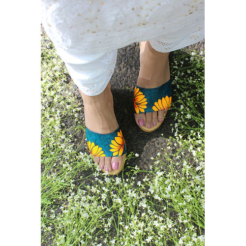 Peela Kamal Wedges
